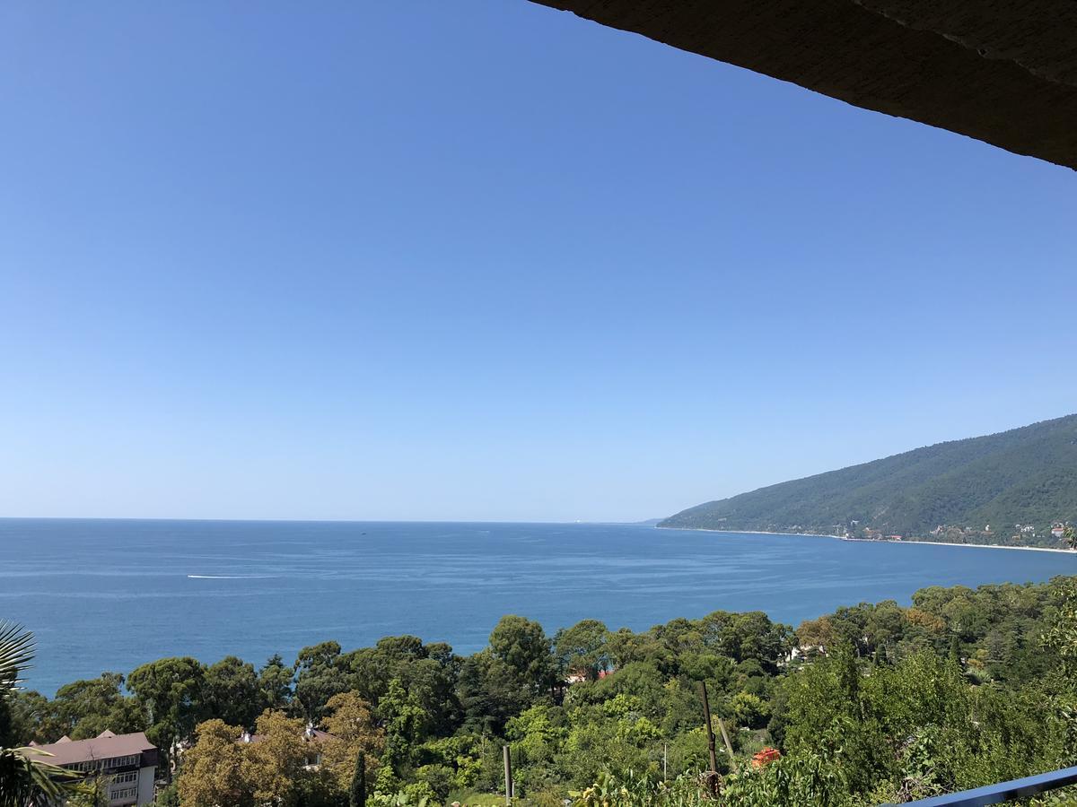 Guesthouse On Sovhoznaya 18 Gagra Exterior photo